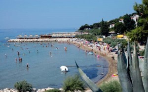 písečná pláž v Chorvatsku
