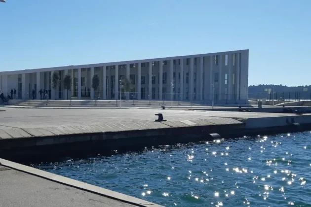 Putniški terminal u Šibeniku: Kdy se konečně otevře? Stavba trvá déle než očekáváno