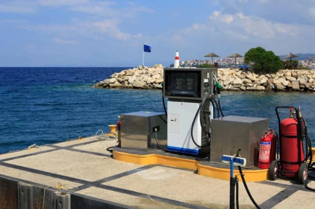 Zdražené palivo v Chorvatsku: Vláda zmírnila nárůst cen