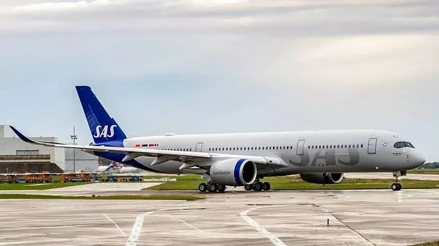 Nehoda letadla v Chorvatsku: Airbus vyjel mimo ranvej během startu