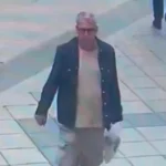 Policie hledá muže podezřelého z ohrožování novináře v Splitu