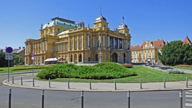 Dopravní nehoda na dálnici A1: Jak se vyhnout pokutám a zdržením?