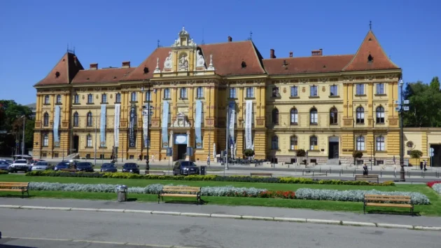 Silné bouře způsobily škody v Chorvatsku - co potřebují vědět čeští turisté